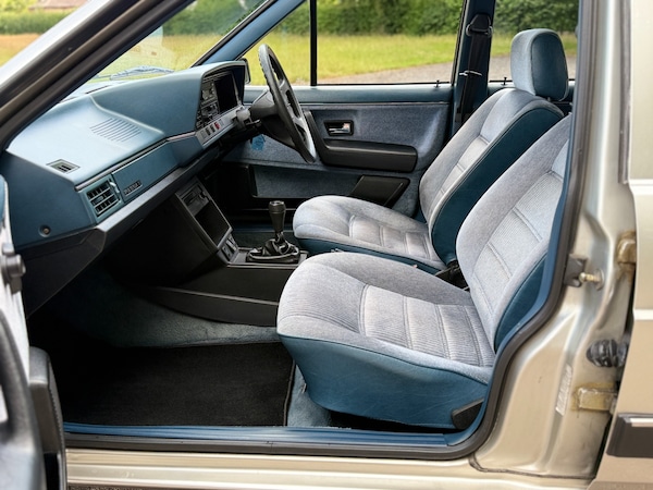 Used Volkswagen Passat 1988 for sale - 75097520: Photo 21