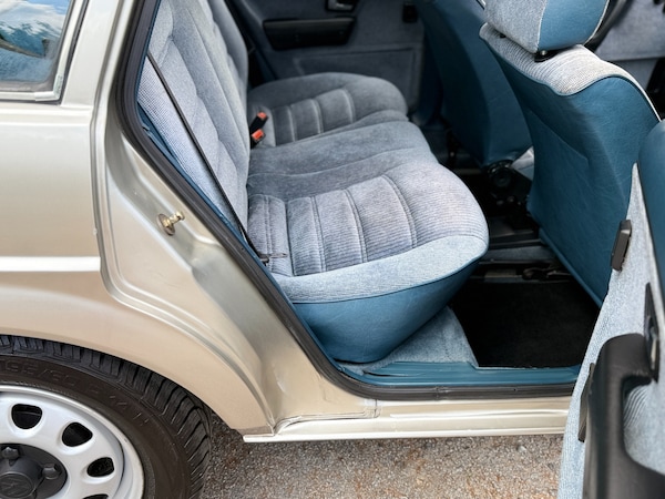 Used Volkswagen Passat 1988 for sale - 75097520: Photo 33