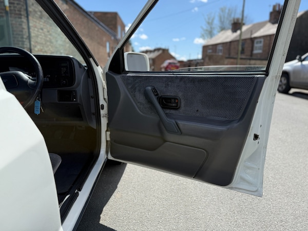 Used Ford Orion 1988 for sale - 74399577: Photo 20
