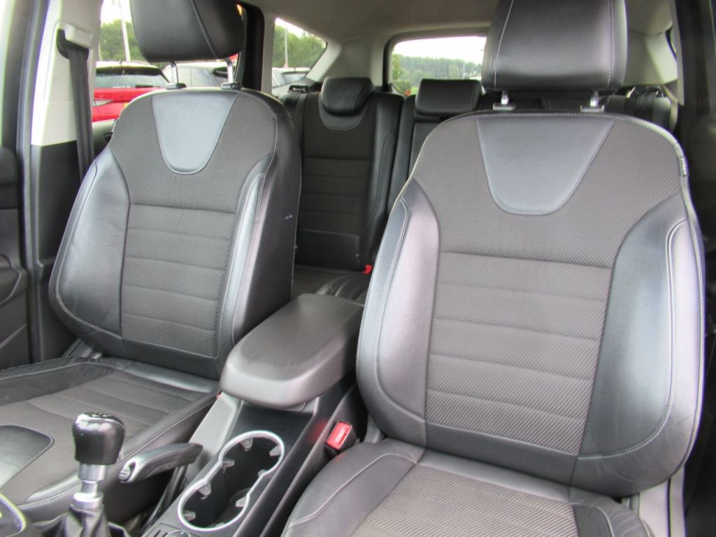 Used Ford Kuga 2015 for sale - 76080034: Photo 19
