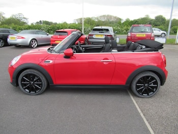 Used MINI Convertible 2018 for sale - 78457503: Photo
