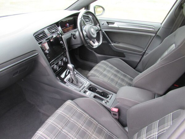 Used Volkswagen Golf 2019 for sale - 75087237: Photo 20