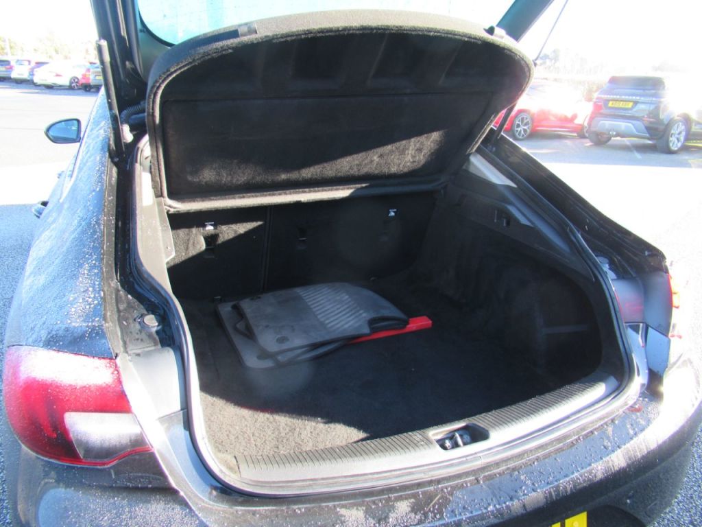 Used Vauxhall Insignia 2018 for sale - 77555187: Photo 9