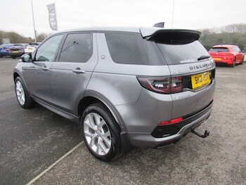 Used Land Rover Discovery Sport 2021 for sale - 77368141: Photo