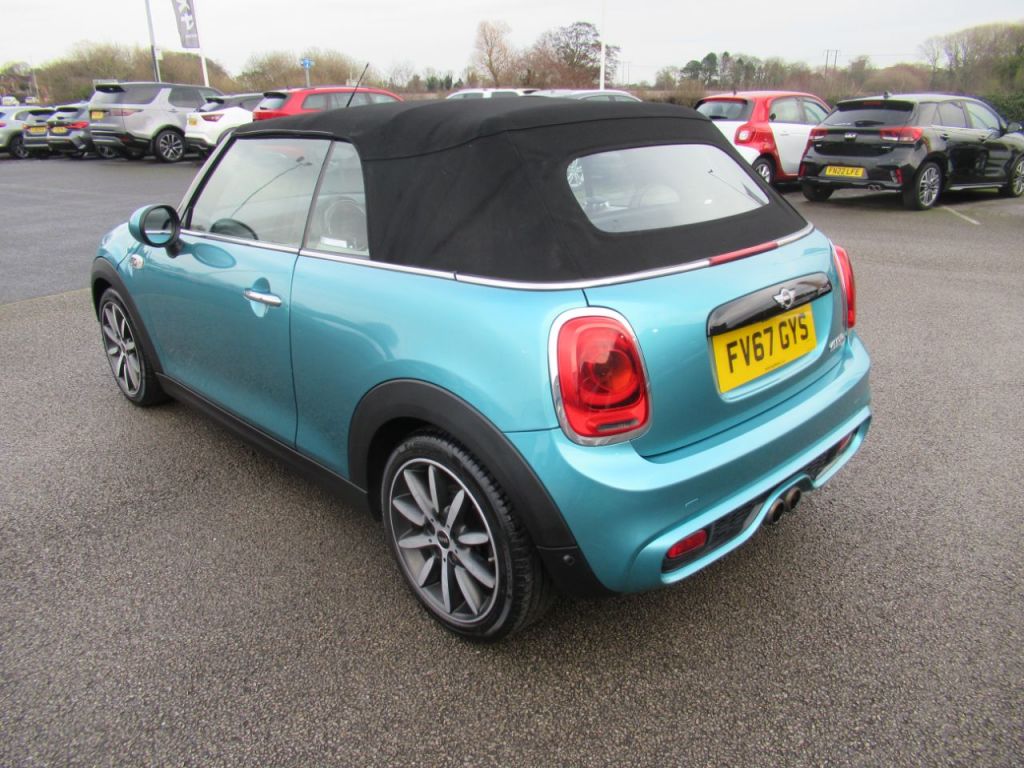 Used MINI Convertible 2017 for sale - 76957438: Photo 11