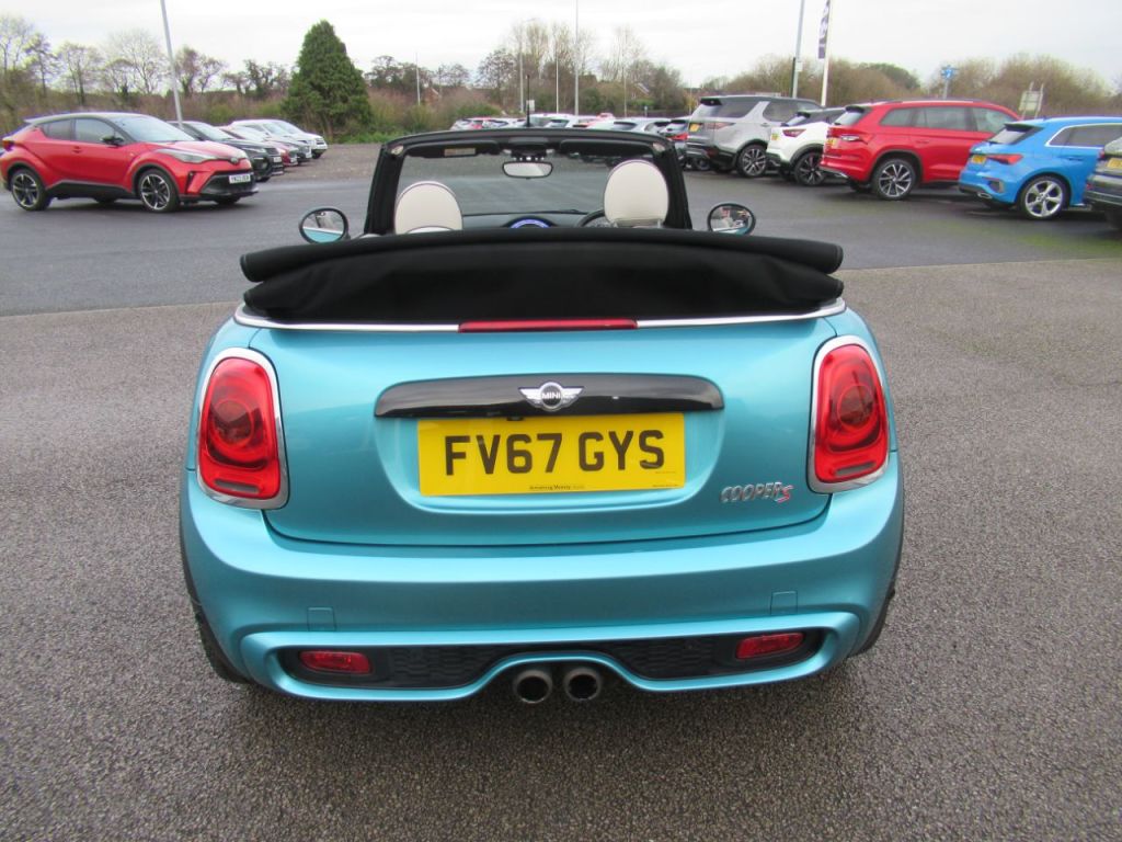 Used MINI Convertible 2017 for sale - 76957438: Photo 5