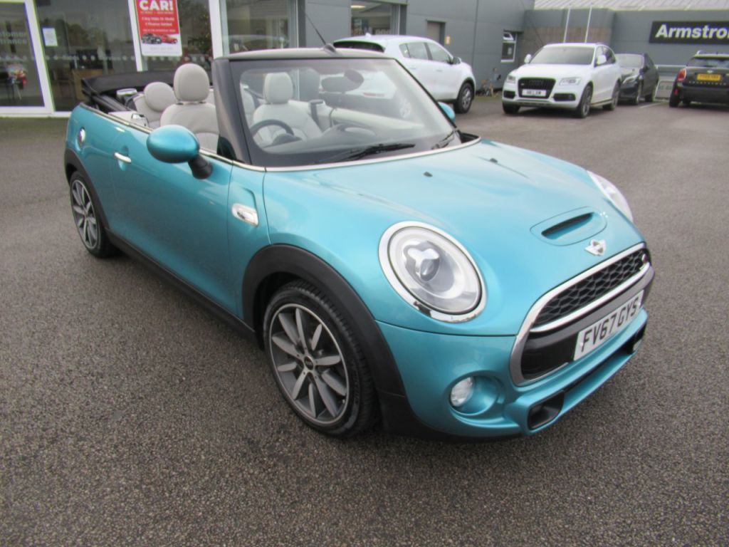 Used MINI Convertible 2017 for sale - 76957438: Photo 8