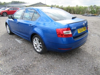 Used Skoda Octavia 2020 for sale - 75537628: Photo