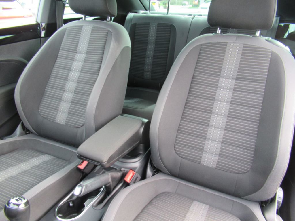 Used Volkswagen Beetle 2015 for sale - 77593328: Photo 18