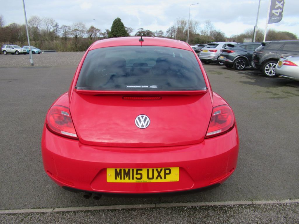 Used Volkswagen Beetle 2015 for sale - 77593328: Photo 5