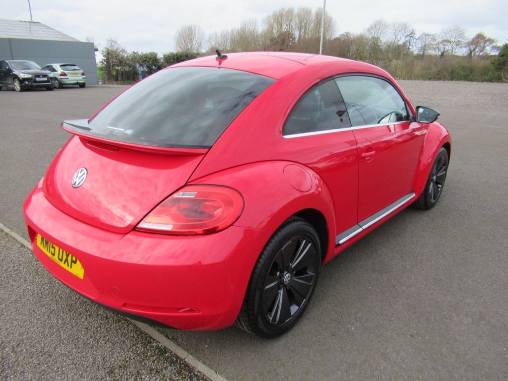 Used Volkswagen Beetle 2015 for sale - 77593328: Photo 6