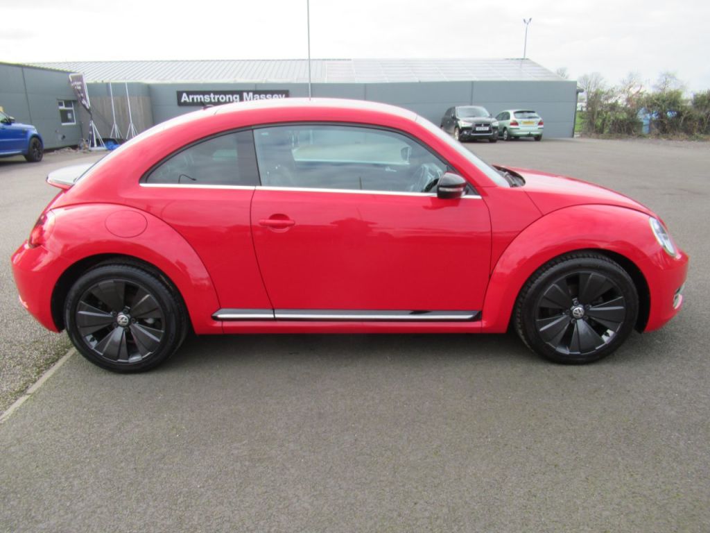 Used Volkswagen Beetle 2015 for sale - 77593328: Photo 7