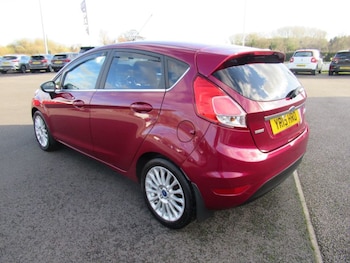 Used Ford Fiesta 2015 for sale - 76836138: Photo