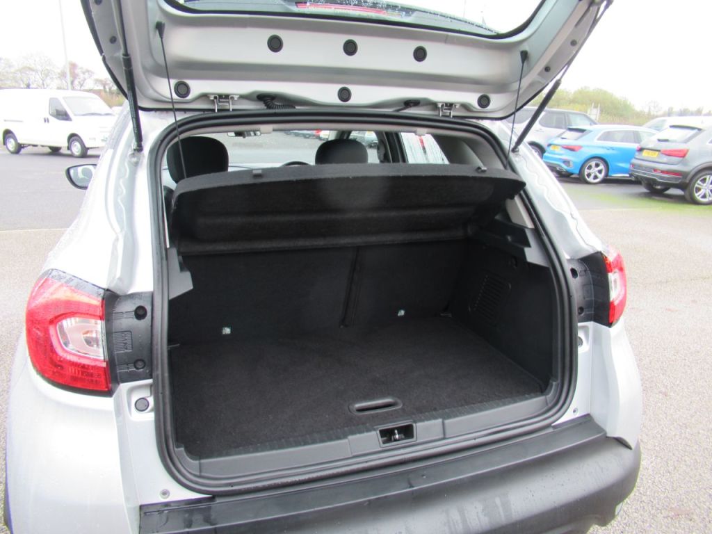 Used Renault Captur 2016 for sale - 76535066: Photo 9