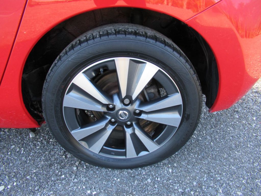 Used Nissan Leaf 2017 for sale - 75895750: Photo 13