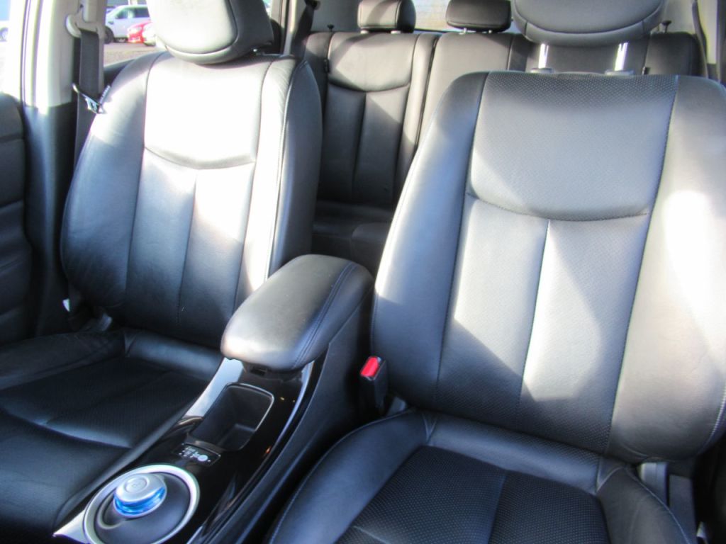 Used Nissan Leaf 2017 for sale - 75895750: Photo 23