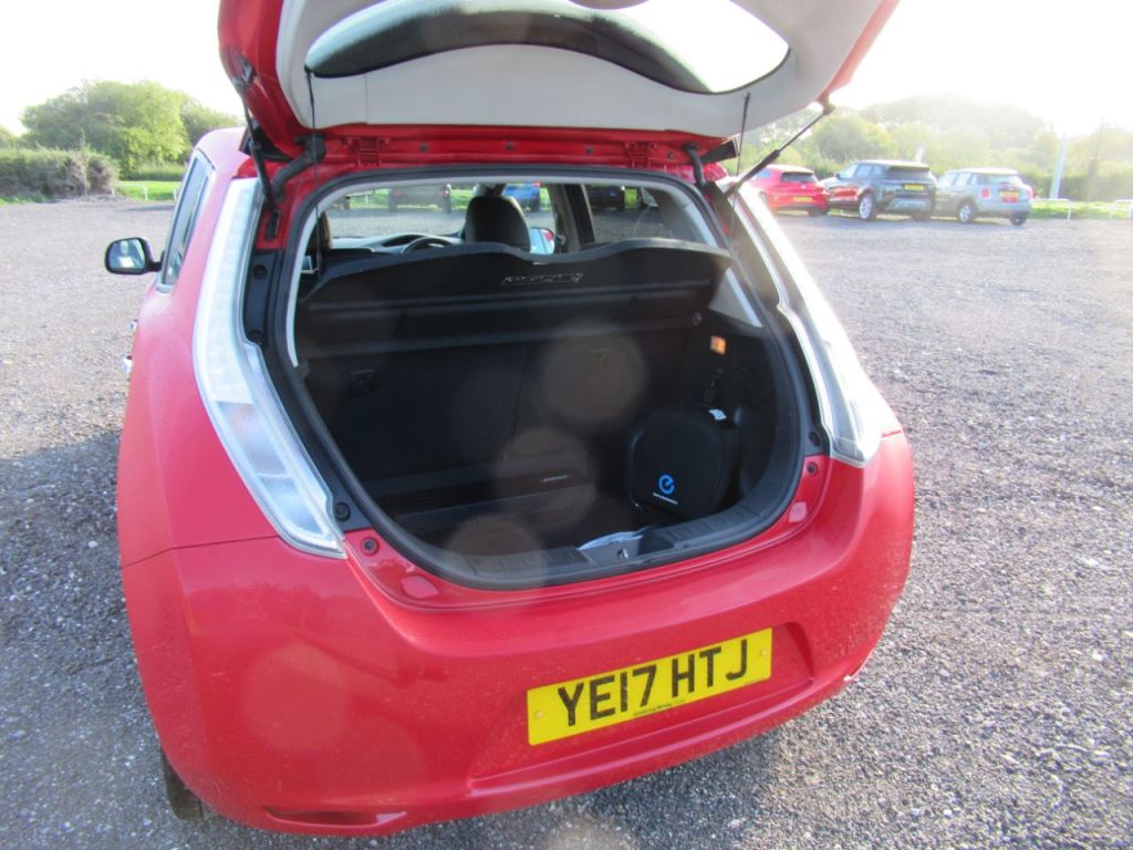 Used Nissan Leaf 2017 for sale - 75895750: Photo 9