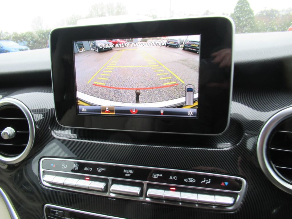 Used Mercedes-Benz V-Class 2017 for sale - 77226277: Photo 17