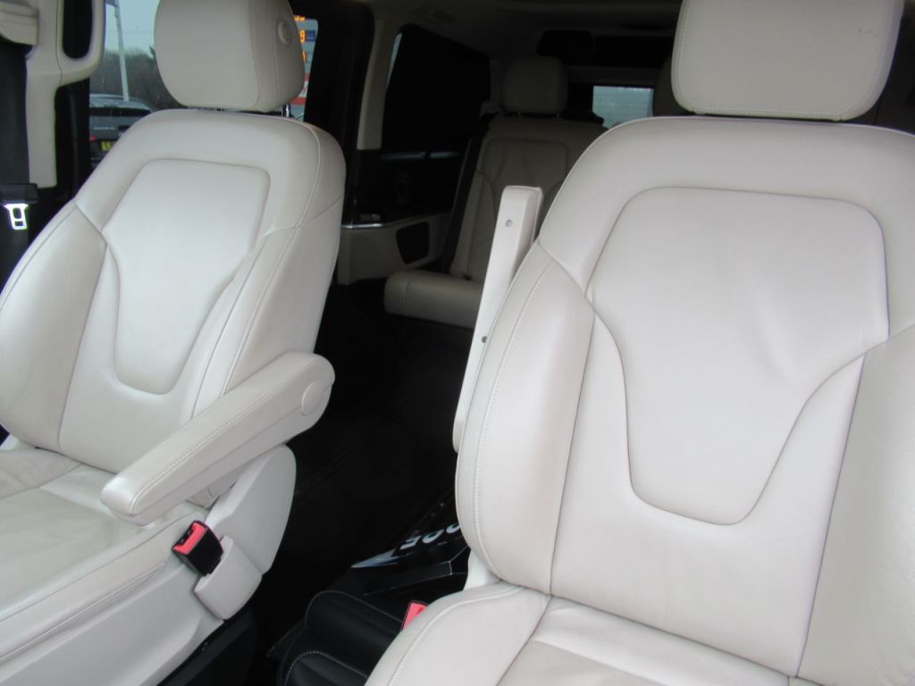 Used Mercedes-Benz V-Class 2017 for sale - 77226277: Photo 22