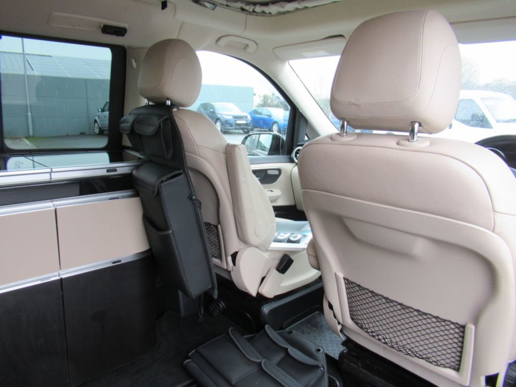 Used Mercedes-Benz V-Class 2017 for sale - 77226277: Photo 24