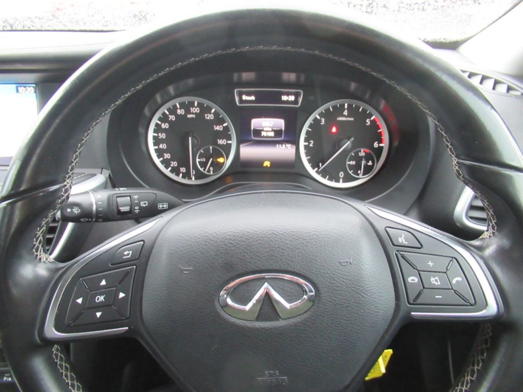 Used Infiniti Q30 2017 for sale - 76685836: Photo 15