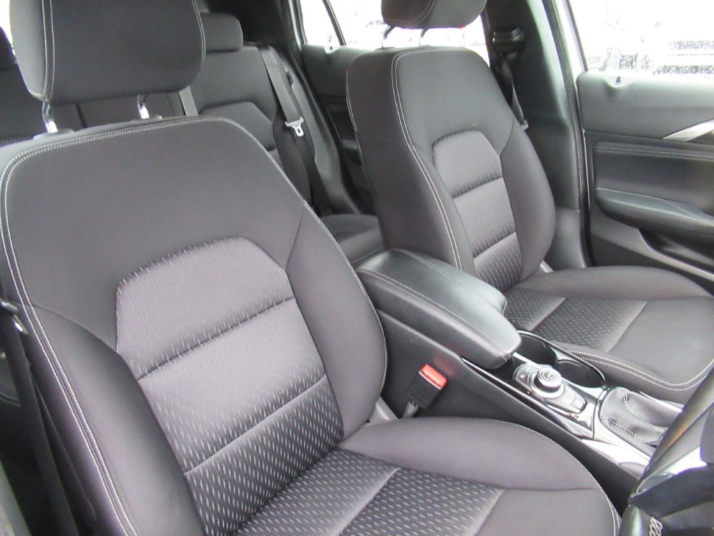 Used Infiniti Q30 2017 for sale - 76685836: Photo 19