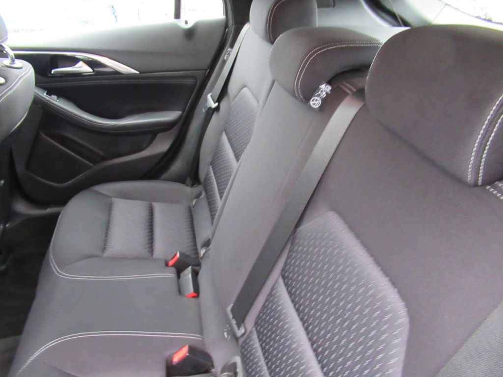 Used Infiniti Q30 2017 for sale - 76685836: Photo 21