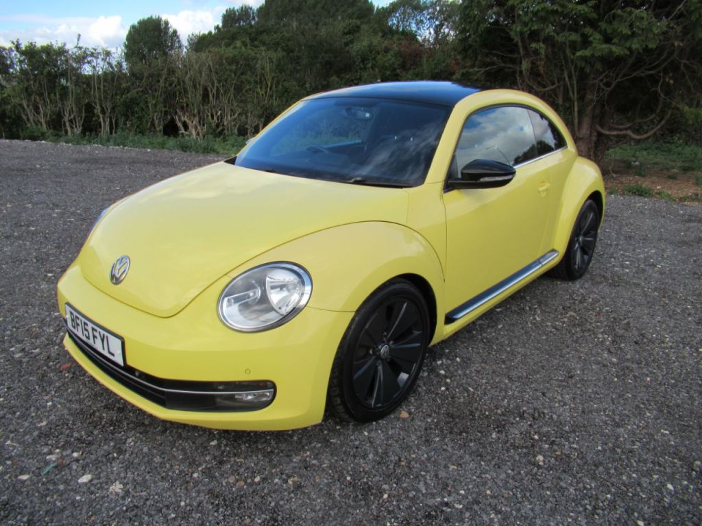 Used Volkswagen Beetle 2015 for sale - 75936058: Photo 1