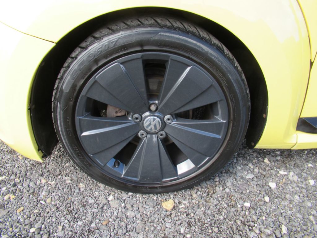 Used Volkswagen Beetle 2015 for sale - 75936058: Photo 11