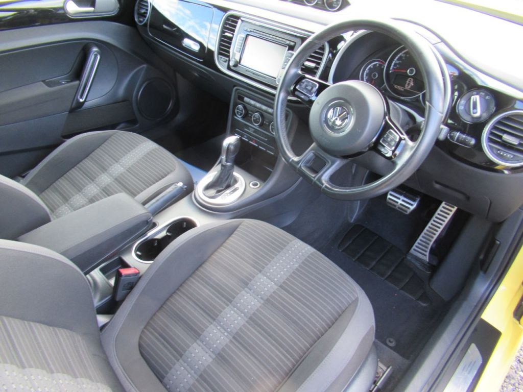 Used Volkswagen Beetle 2015 for sale - 75936058: Photo 14