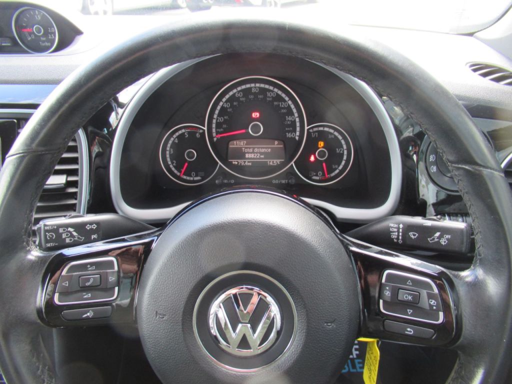 Used Volkswagen Beetle 2015 for sale - 75936058: Photo 15