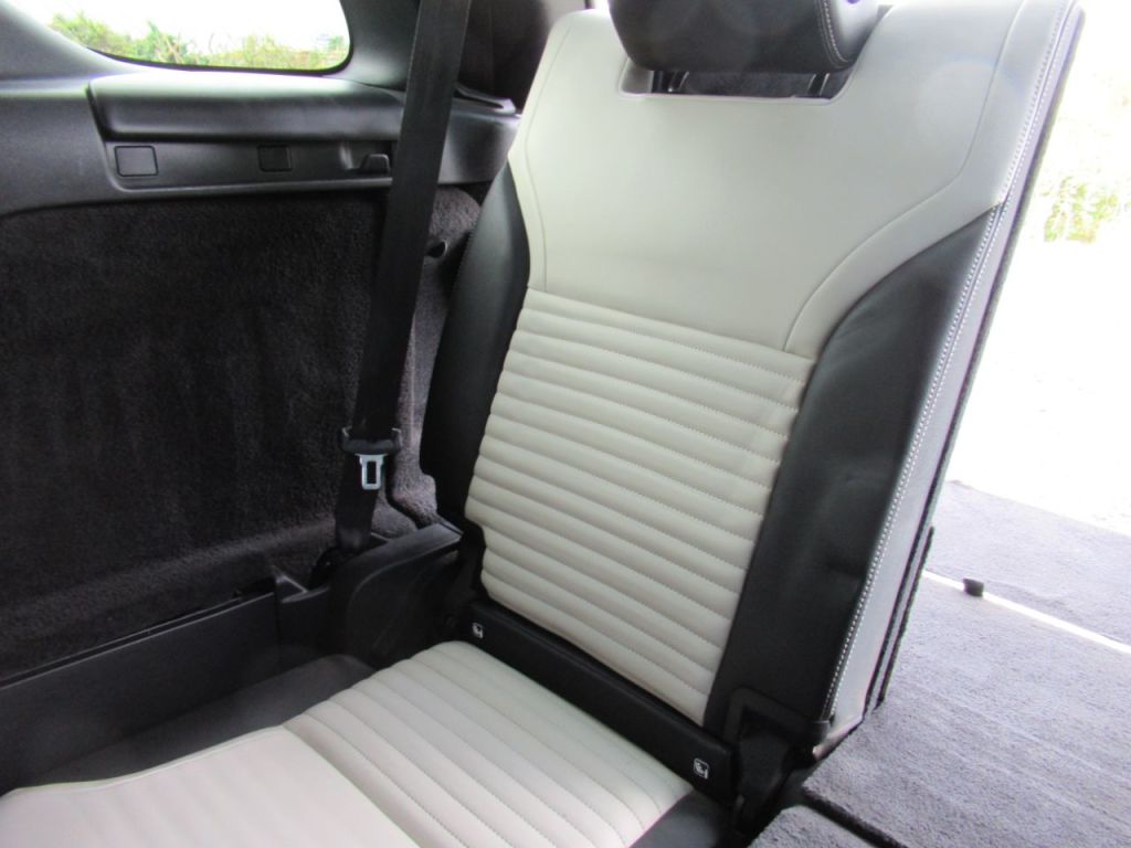 Used Land Rover Discovery 2021 for sale - 76235197: Photo 11