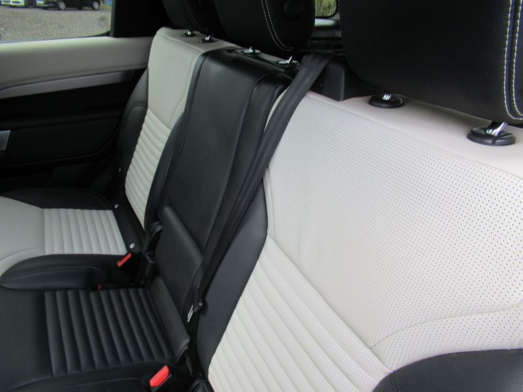 Used Land Rover Discovery 2021 for sale - 76235197: Photo 20