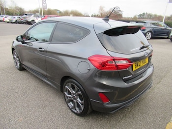 Used Ford Fiesta 2021 for sale - 77013931: Photo