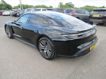 Used Porsche Taycan 2021 for sale - 79063289: Photo