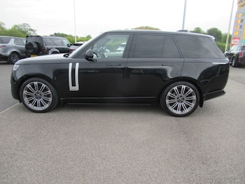 Used Land Rover Range Rover 2023 for sale - 78644702: Photo
