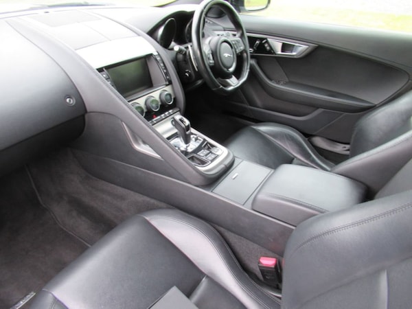 Used Jaguar F-Type 2015 for sale - 74637735: Photo 20