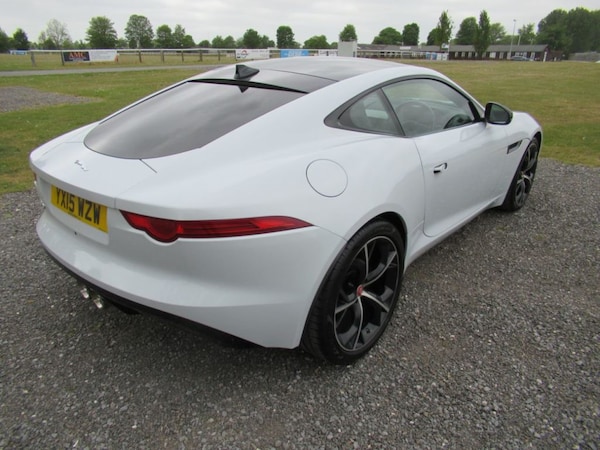 Used Jaguar F-Type 2015 for sale - 74637735: Photo 6