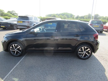 Used Volkswagen Polo 2018 for sale - 79333913: Photo