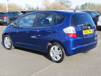 Used Honda Jazz 2010 for sale - 77779549: Photo