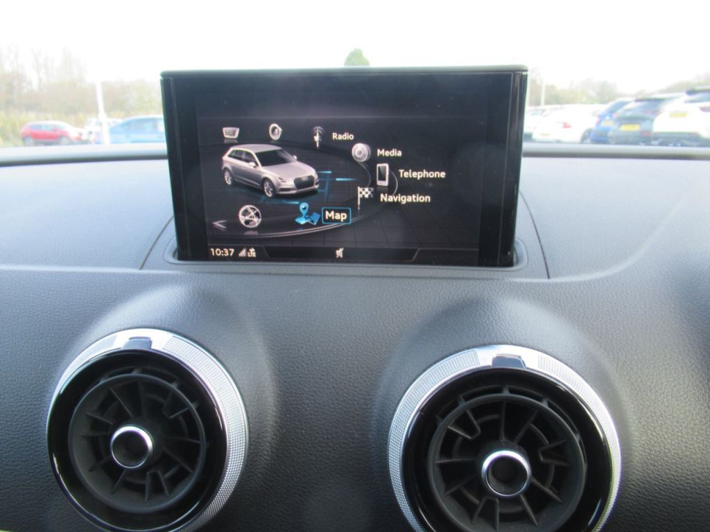 Used Audi A3 2018 for sale - 77382162: Photo 17