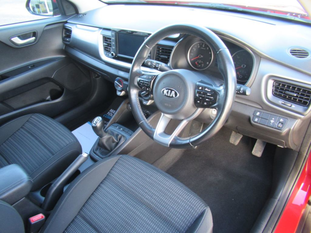 Used Kia Stonic 2020 for sale - 76653806: Photo 13