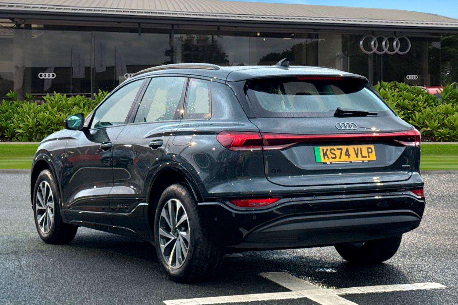 Used Audi Q6 e-tron 2025 for sale - 77399696: Photo 3