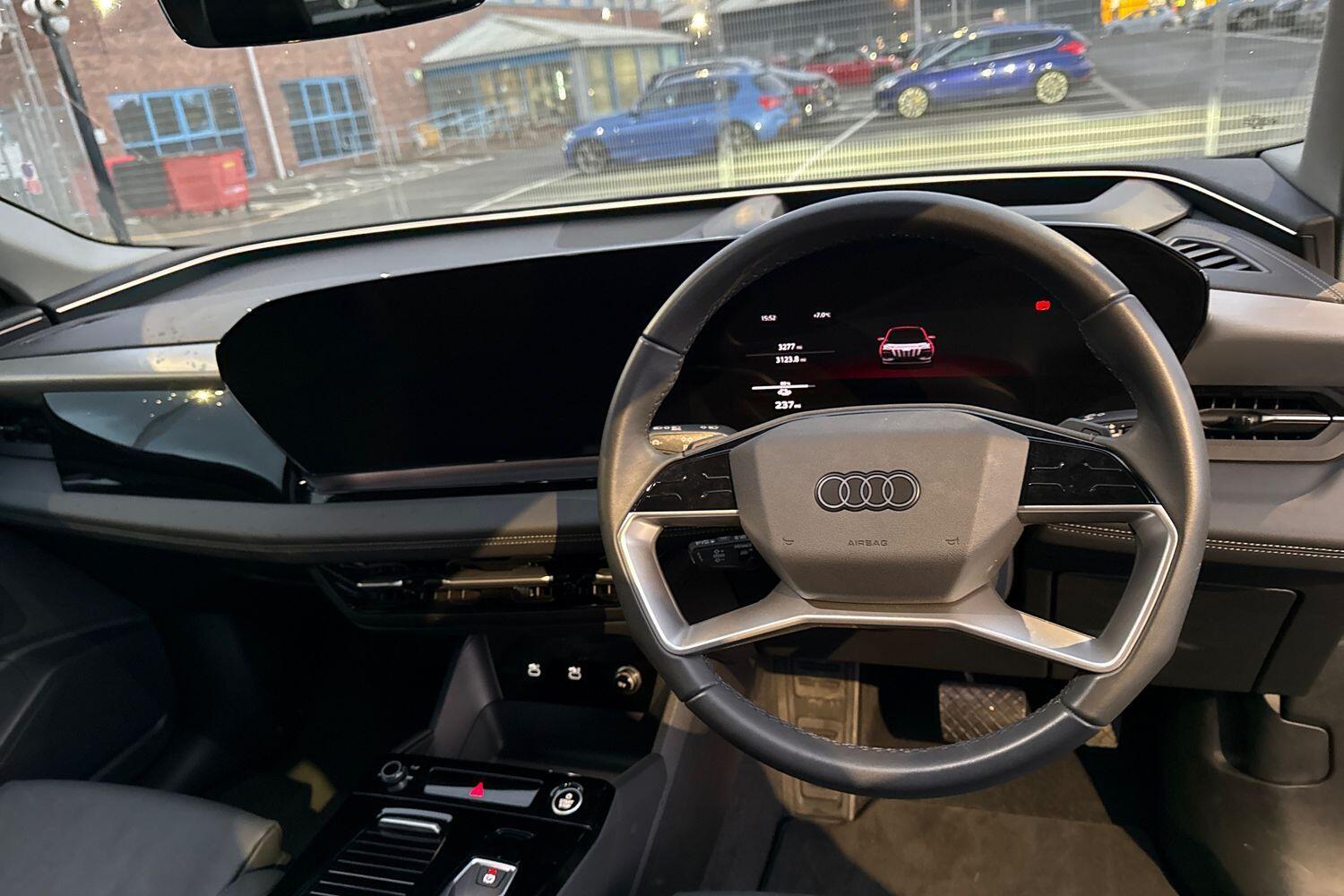 Used Audi Q6 e-tron 2025 for sale - 77399696: Photo 40