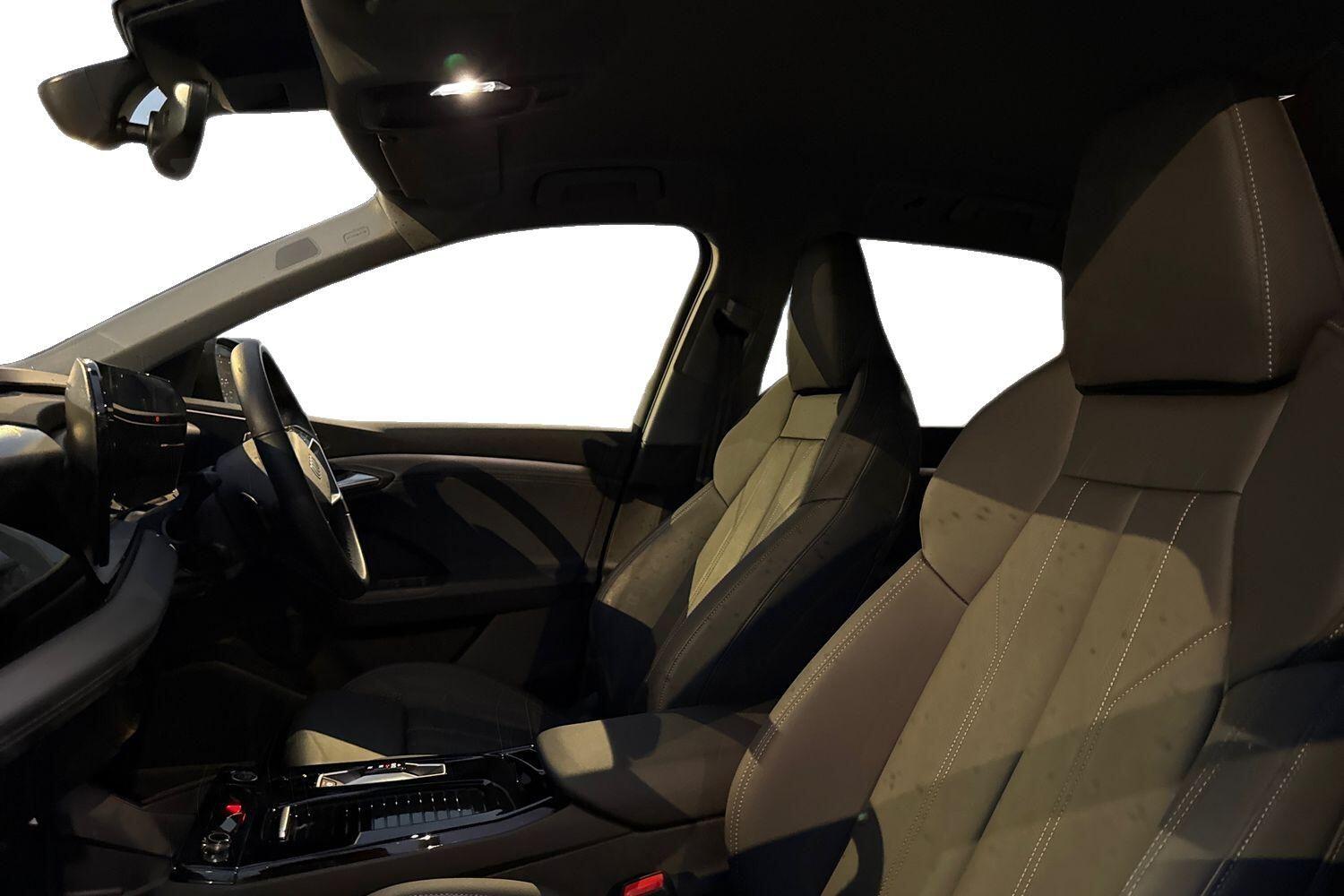 Used Audi Q6 e-tron 2025 for sale - 77399696: Photo 41