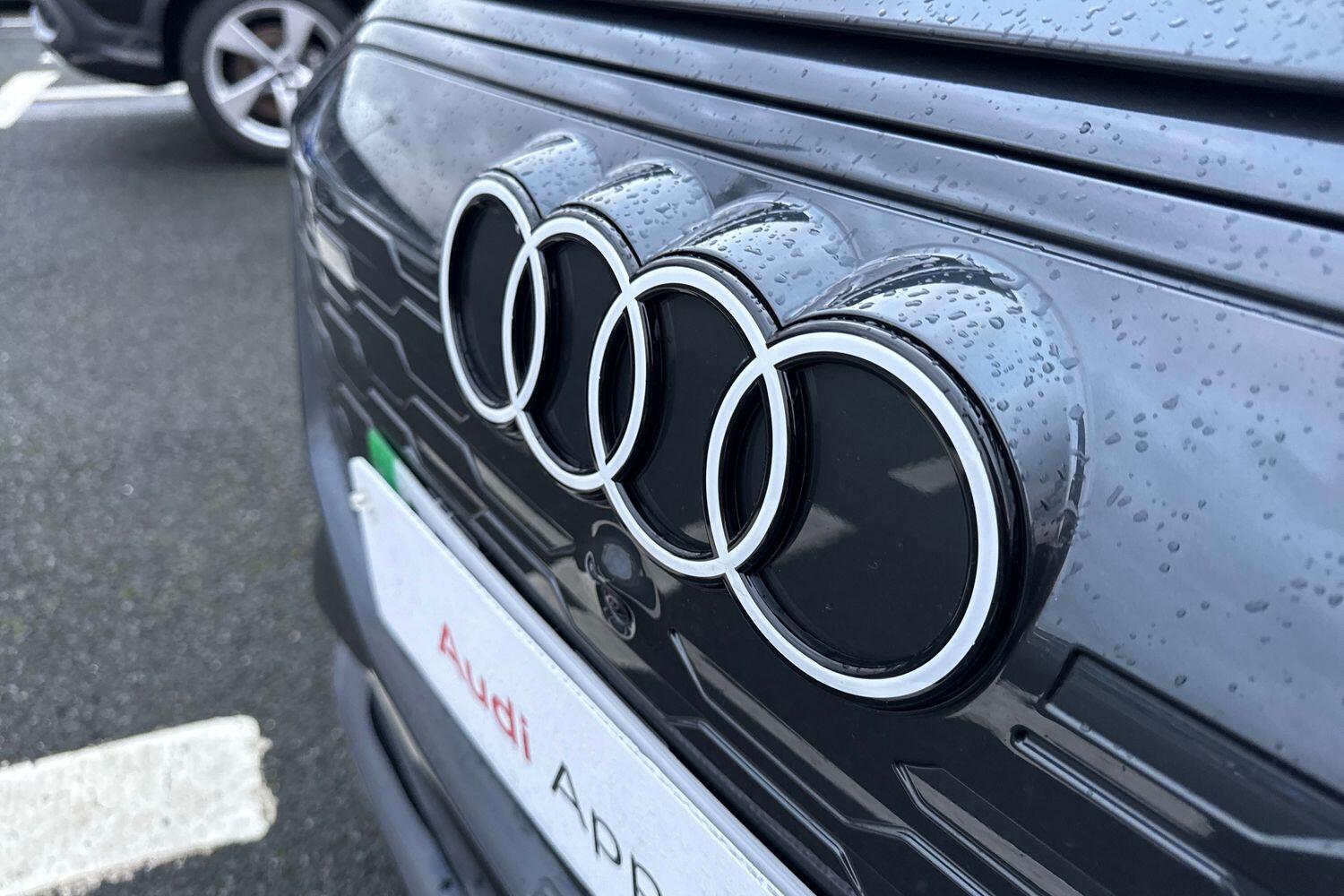 Used Audi Q6 e-tron 2025 for sale - 77399696: Photo 44