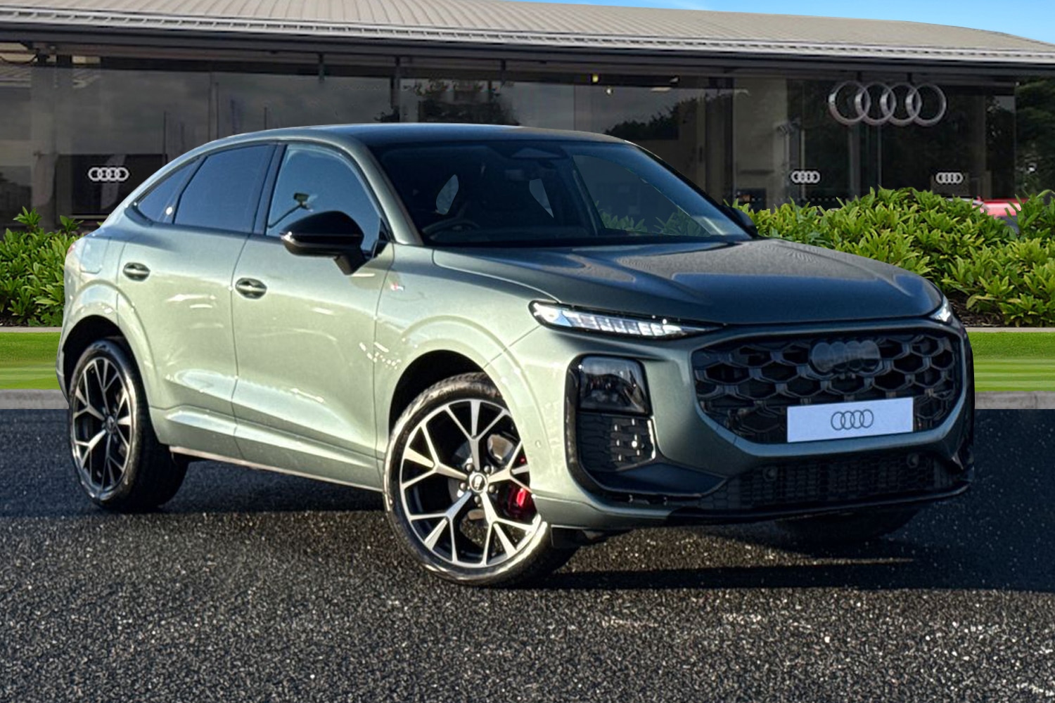 Used Audi Q3 2026 for sale - 77138899: Photo 1