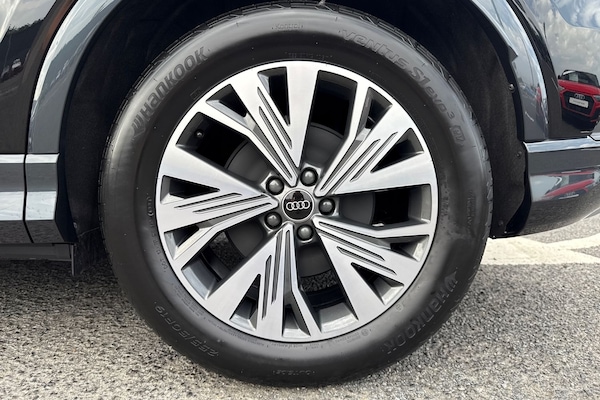 Used Audi Q4 e-tron 2024 for sale - 76207089: Photo 11
