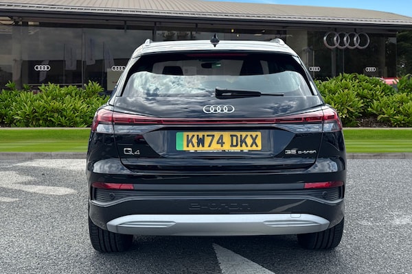 Used Audi Q4 e-tron 2024 for sale - 76207089: Photo 4