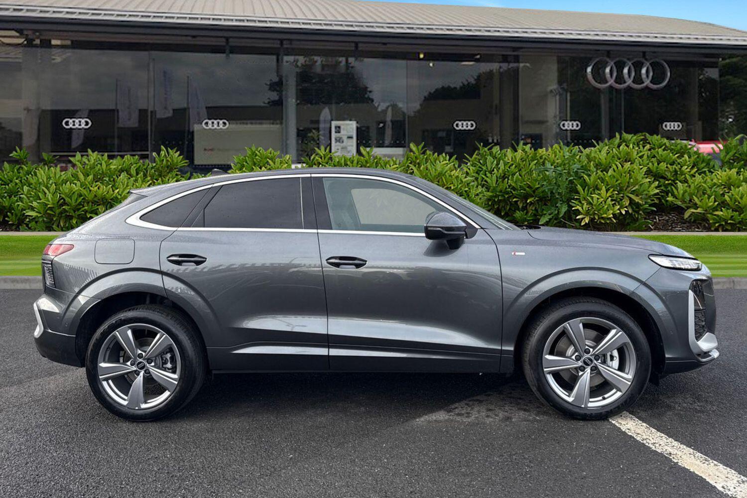 Used Audi Q3 2026 for sale - 77805291: Photo 3